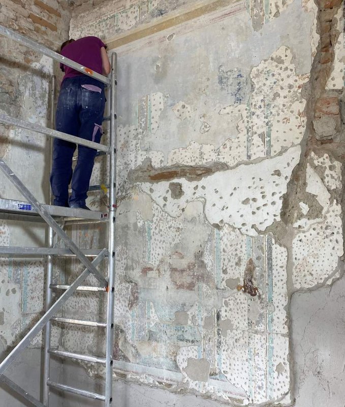 Nástenné maľby odkryté pri obnove kaštieľa v Čunove, foto: KPÚ Bratislava